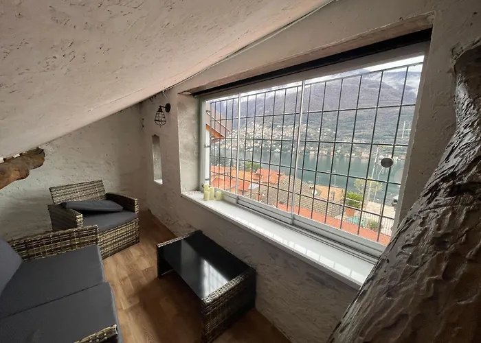 Timco 3-story With View And Air-conditioner Appartamento Torno